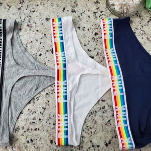 NEW w/Tags VS PINK panties 3 pr Sz Large